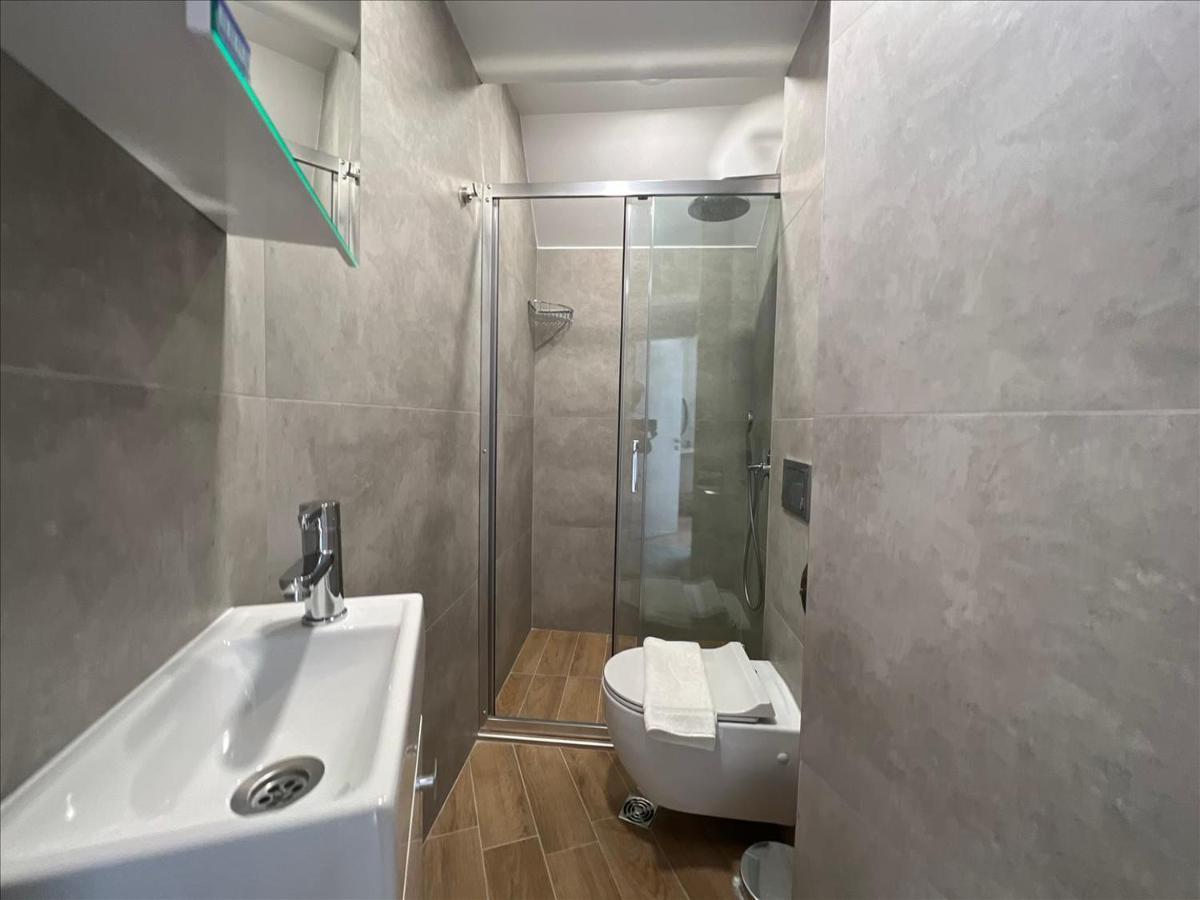 Sea Stories Apartments Varna Bagian luar foto