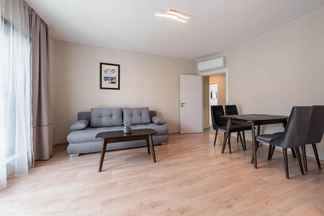 Sea Stories Apartments Varna Bagian luar foto
