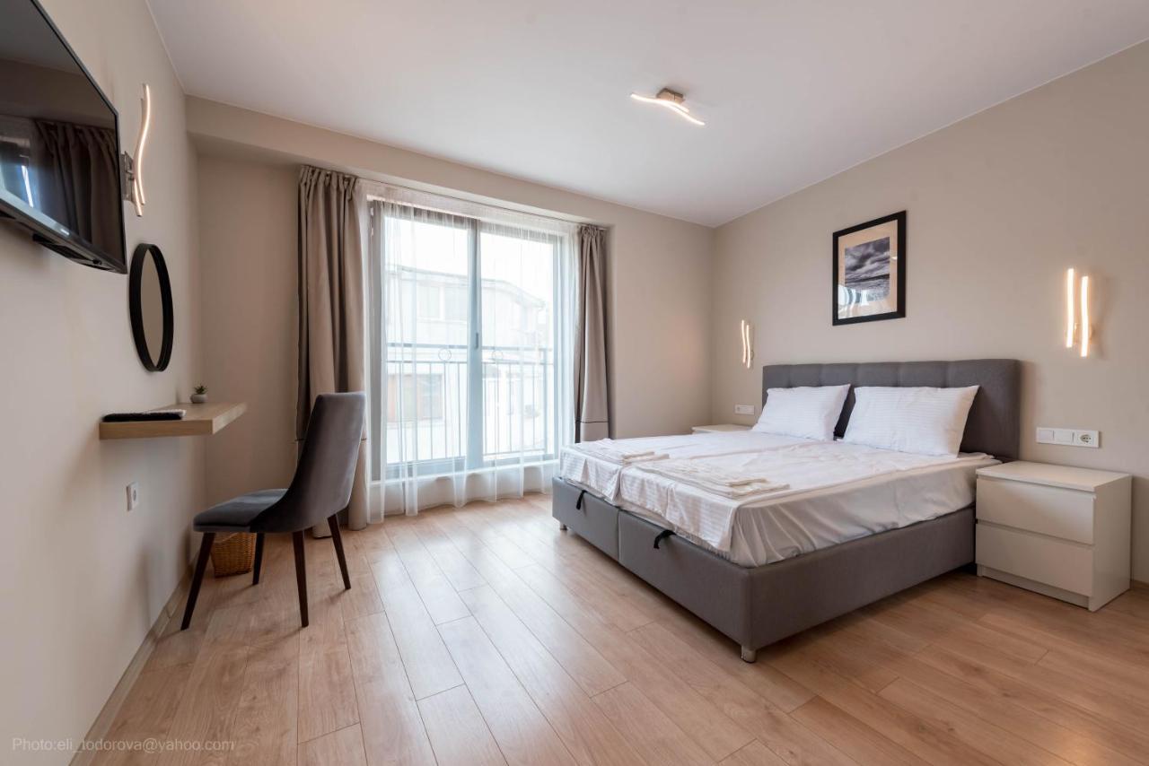 Sea Stories Apartments Varna Bagian luar foto