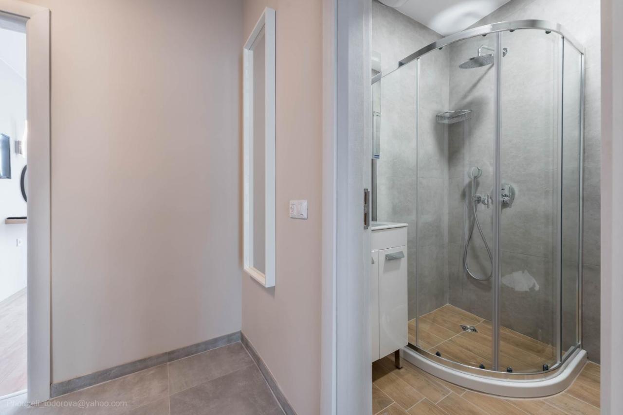 Sea Stories Apartments Varna Bagian luar foto