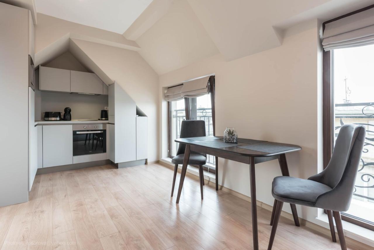 Sea Stories Apartments Varna Bagian luar foto