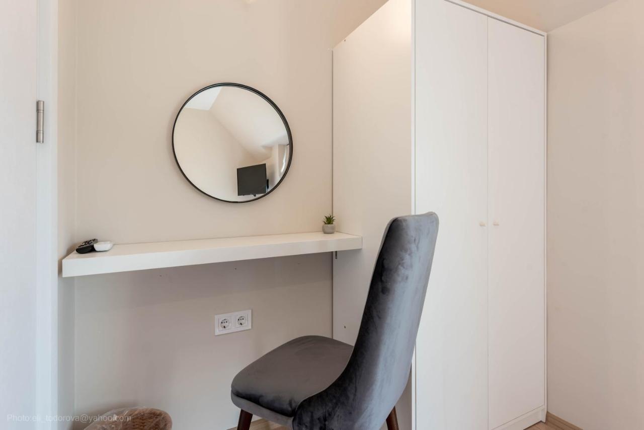 Sea Stories Apartments Varna Bagian luar foto